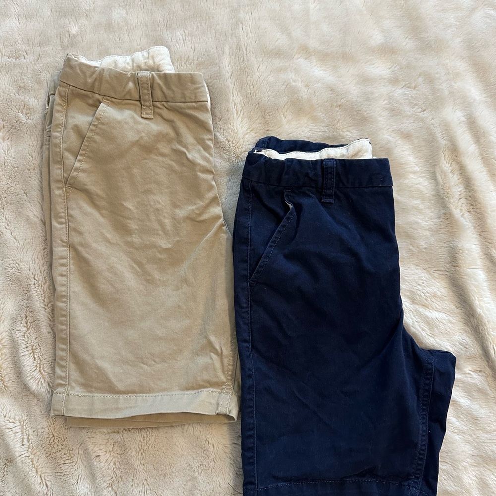 GAP Kids Shorts in Tan and Navy